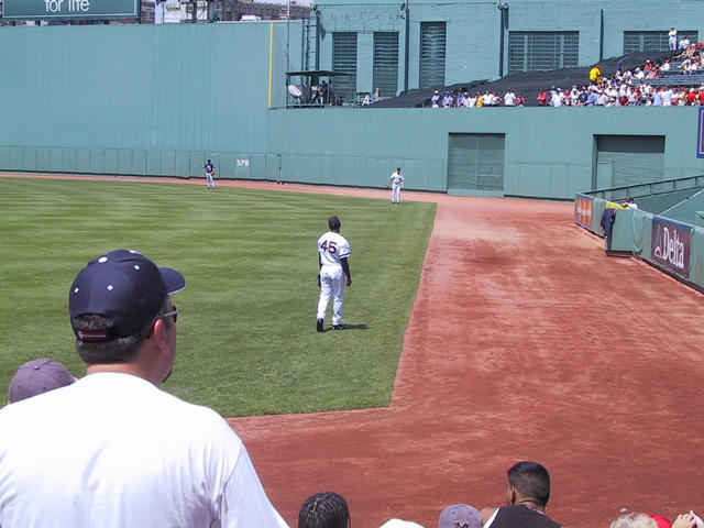Pedro and John Burkett long-tossing